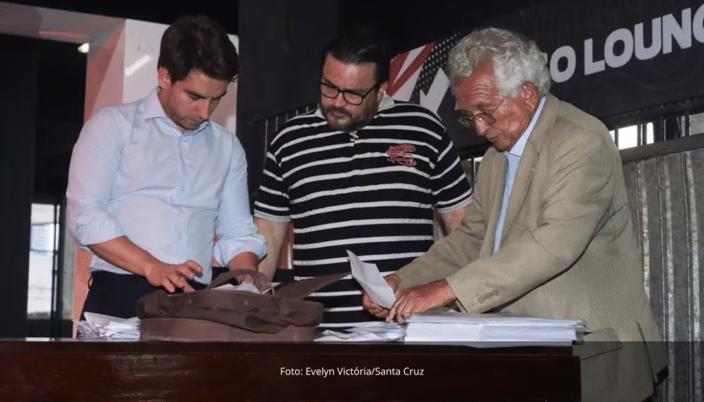 Eleição vota SAF no Santa Cruz