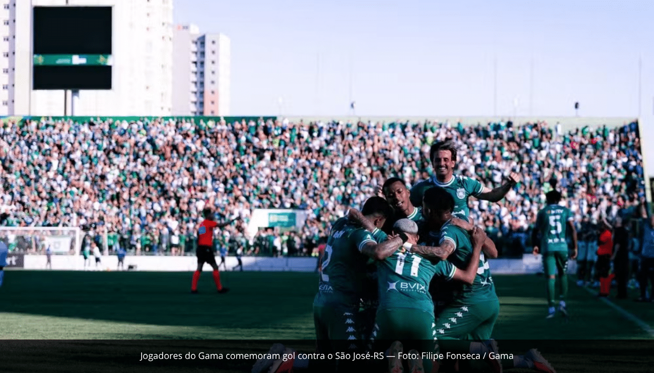 Gama goleia São José no Bezerrão e garante acesso à Série C após 16 anos