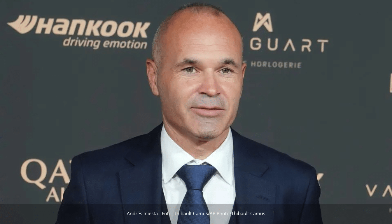 Clube treinado por Andrés Iniesta, ídolo do Barcelona, contrata jovem de time mineiro