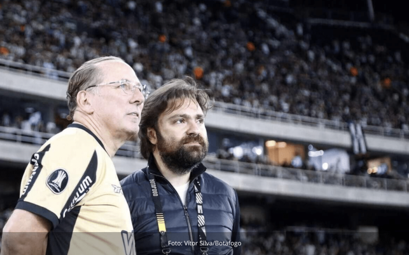 Botafogo acusa Textor de simular aporte e aciona mecanismo para assumir controle da SAF; Textor rebate acusações