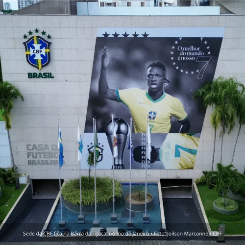 Clubes vão levar à CBF proposta para acabar com o limite de 12 jogos para transferências e criar times B