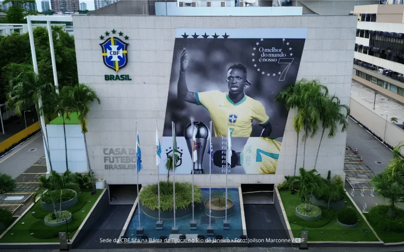 Clubes vão levar à CBF proposta para acabar com o limite de 12 jogos para transferências e criar times B