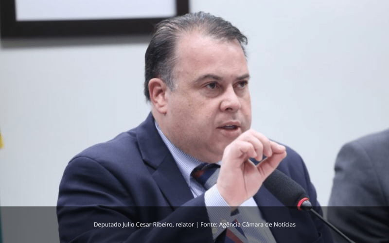 Comissão da Câmara aprova proteção para SAF contra dívidas antigas do clube