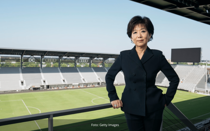Michele Kang acerta compra do Lyon por € 101 milhões e assume controle total do clube